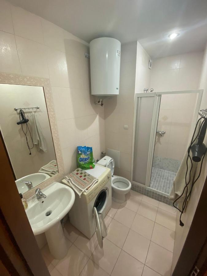 White New Apartments Ultracentral 2-Rooms In The Heart Chişinău Extérieur photo