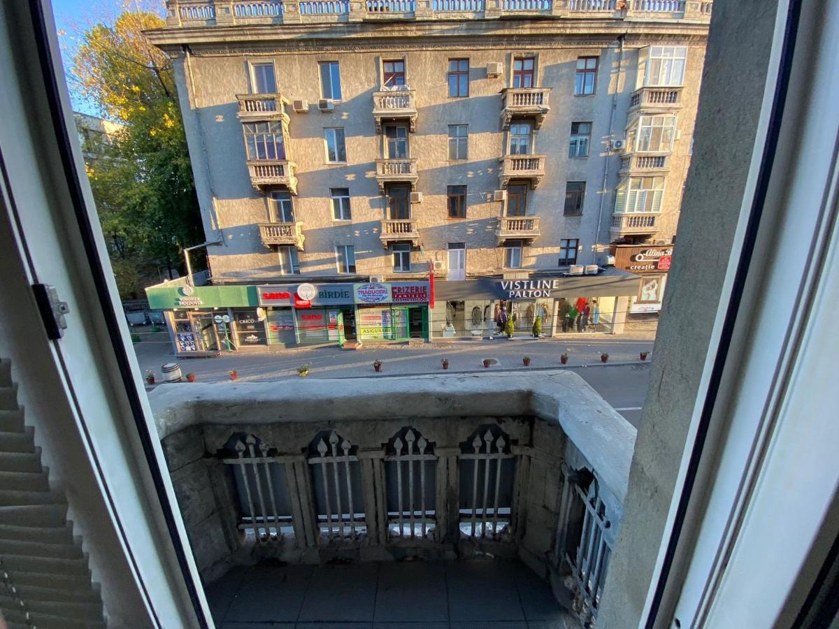 White New Apartments Ultracentral 2-Rooms In The Heart Chişinău Extérieur photo