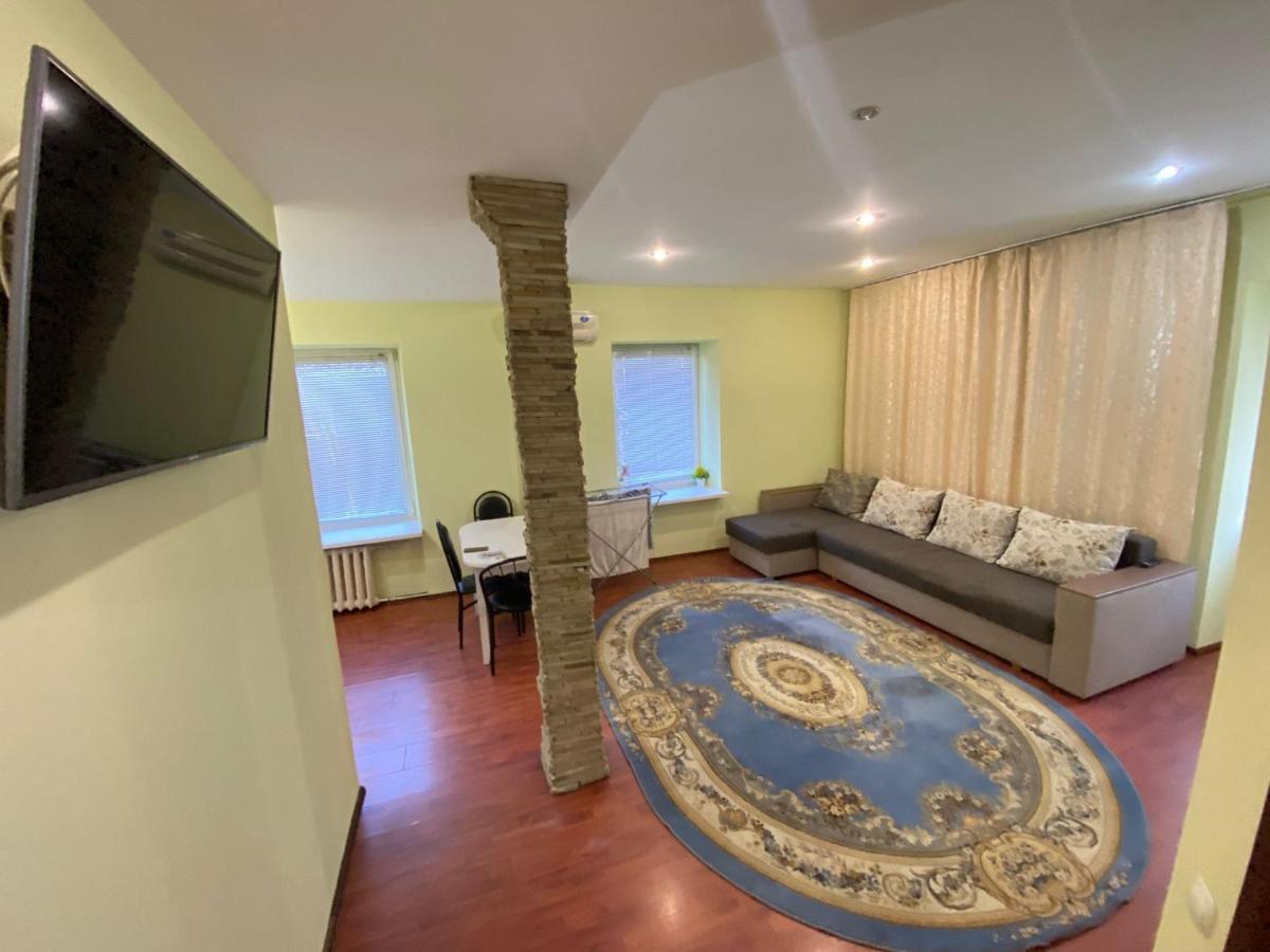 White New Apartments Ultracentral 2-Rooms In The Heart Chişinău Extérieur photo
